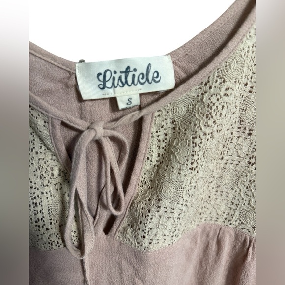 Listicle Mauve Boho Lace Trim Top - Picture 4 of 5